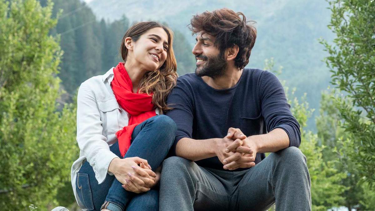 Friendship or Romantic Love? Feelings, Agreements and Mutual Choice